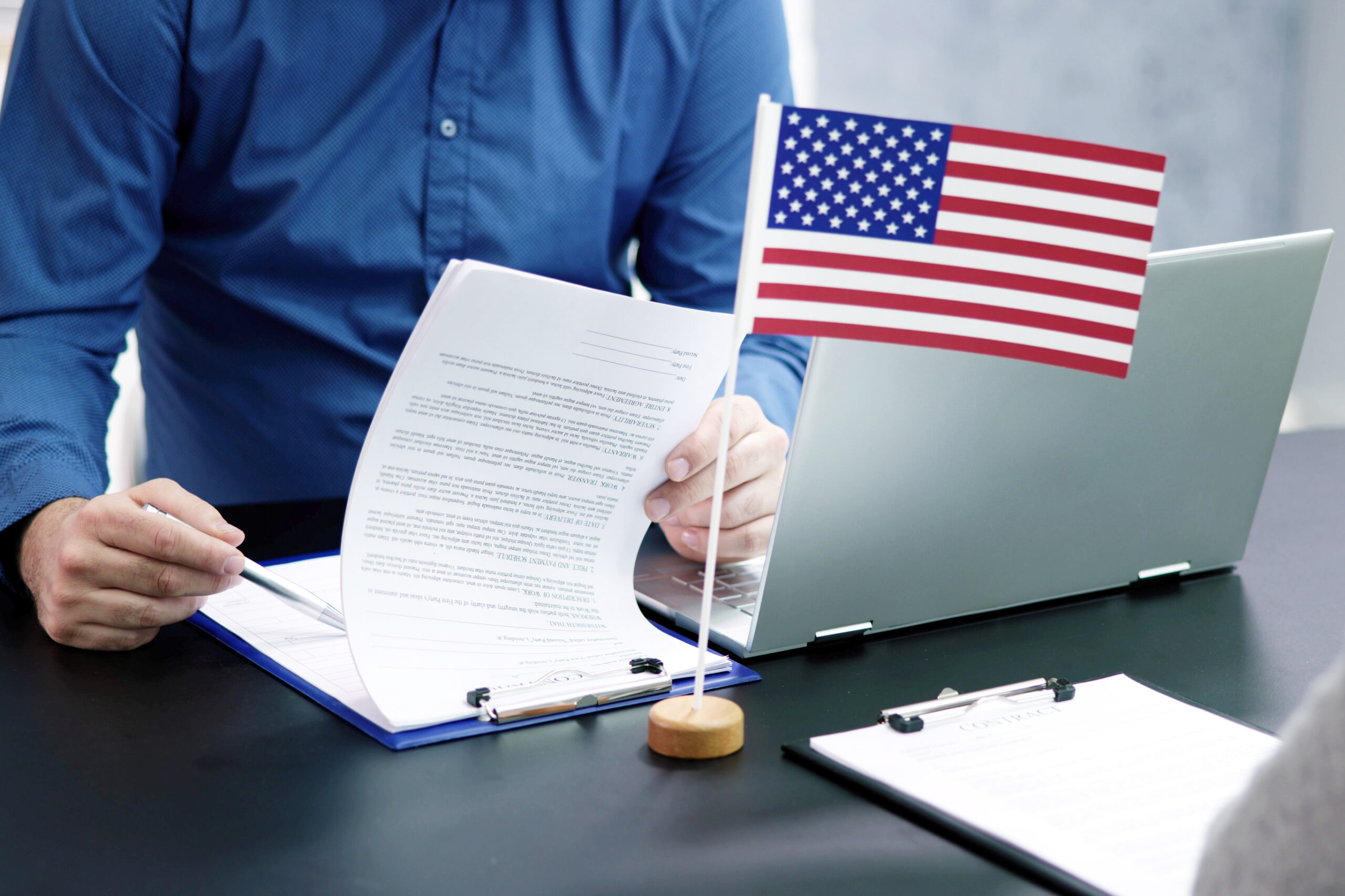 immigration lawyer